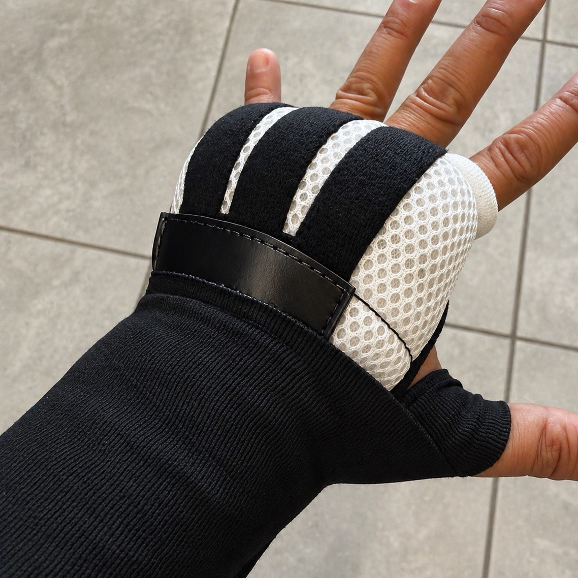 New 2.0 White/Black Easy Wraps | PRO EDITION